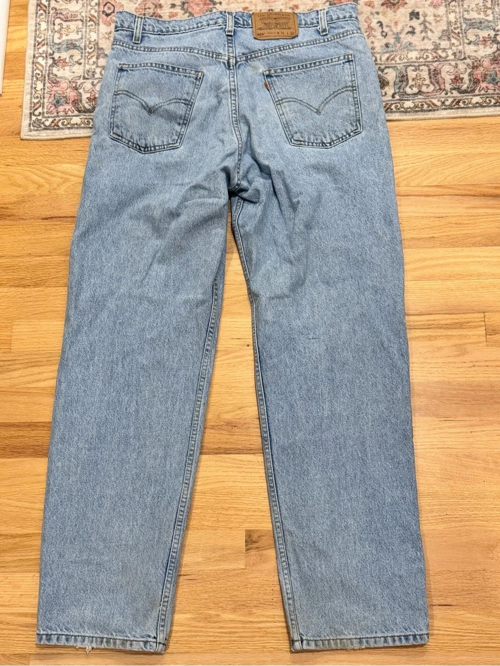 VTG Levi’s 550 | 100% Cotton RELAXED FIT | Men’s Jeans ~ Size W36 L32